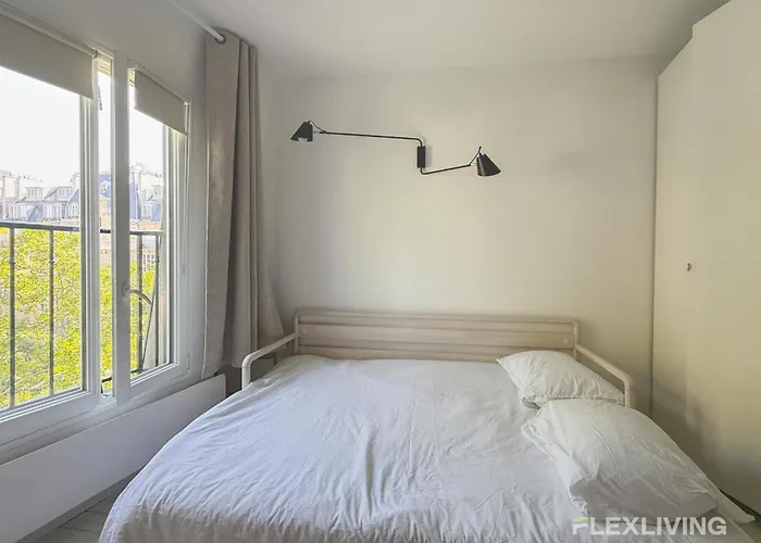 Bright With Open View Voltaire 11th Appartamento